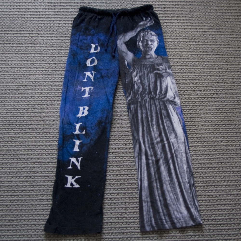 》SOLD《 Doctor Who Weeping Angel lounge pants